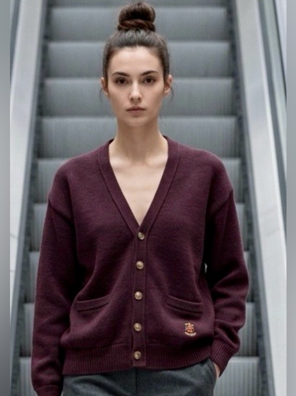 Women's Burgundy V-Neck Button Front Cardigan Sweater w/Pockets M